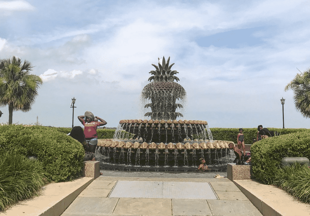 pineapple fountain in charleston sc is great for kids