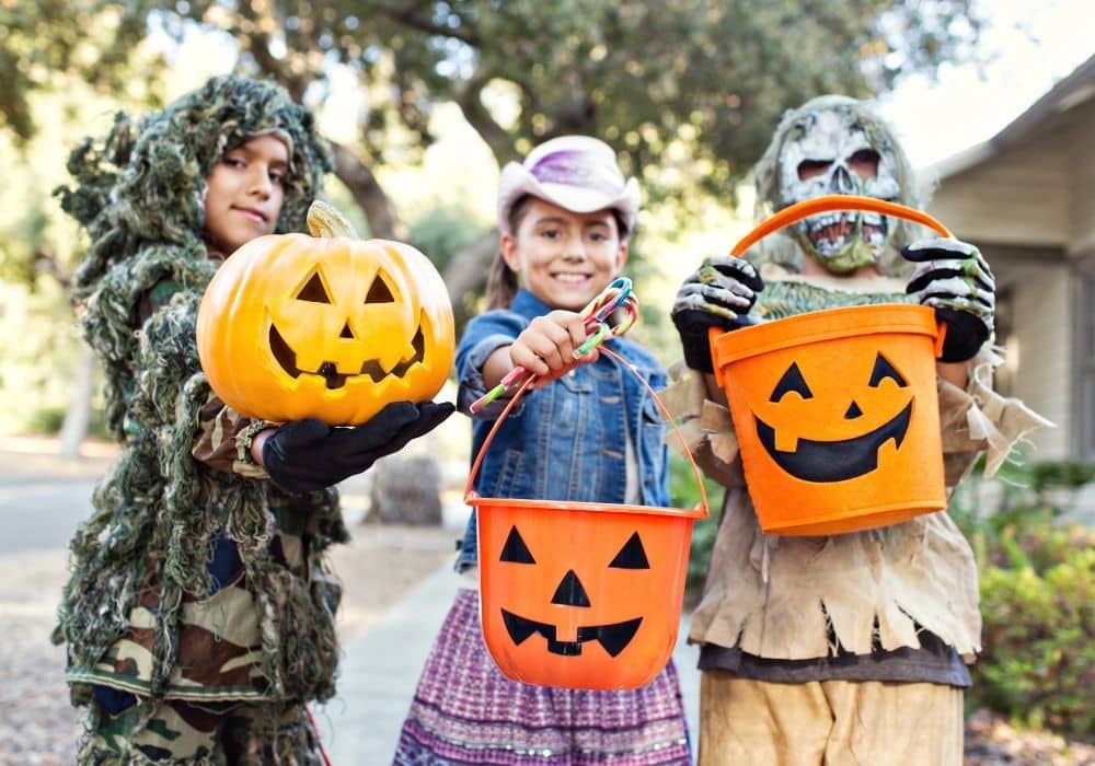 halloween safety tips for kids